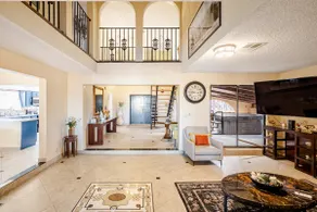 Luxury Stays | 6BR Family Retreat • Indoor Jacuzzi - Image 3