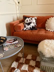 Luxurious quirky 2bedroom house - Image 2