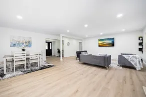 Modern Ranch 4BR w/ Hot Tub & pool Table & BBQ - Image 4