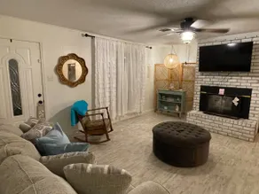 Melissa’s Farm Charm - Image 2