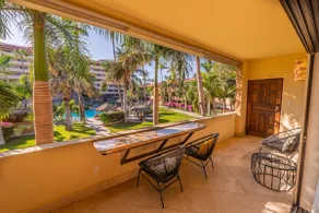 Elegant Pool View w/Balcony| Beach Walk| Hot Tub - Image 2