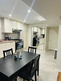 Fully Furnished Suite Close to DT Toronto - Image 3