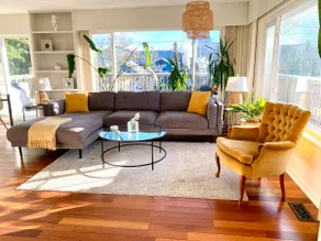 Beachside Living. Pet ok. 1 block from the BEACH! - Image 4