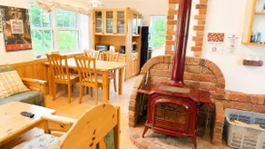 Sky｜BBQ｜Fireplace｜Cozy Log house｜2 parkings｜Max 10 - Image 4