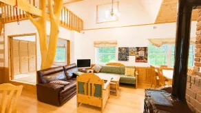 Sky｜BBQ｜Fireplace｜Cozy Log house｜2 parkings｜Max 10 - Image 5