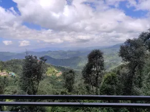 Stunning Views 1BHK, NoCrowds, Parking!4min Market - Image 3