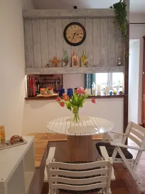 Rustic by the sea with a loggia - Image 4