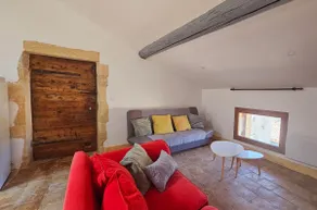 18th-century presbytery • 90 m² • Pont du Gard - Image 2