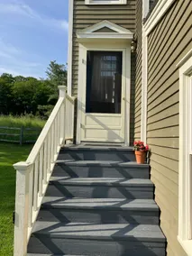 House Above the Hollow - Image 3