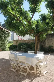 Gîte Fleurs de Gamay au coeur du Beaujolais - Image 2
