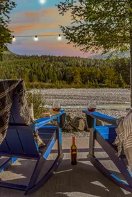 The River House- Riverfront Cabin-hot tub, gazebo! - Image 5