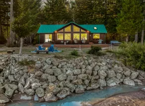 The River House- Riverfront Cabin-hot tub, gazebo! - Image 3