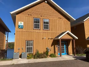 Riverview Garden Cabin 21A - Image 2