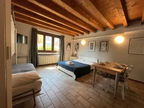 Cozy flat + parking close to City center/Airport - Image 3