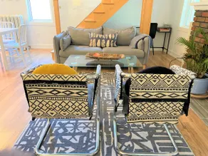 Charming two story unit in a Victorian home - Image 2