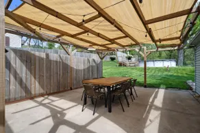 Sleeps 8 | Private Pool Retreat | 3 Min to DT - Image 4