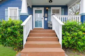 Blue Turtle Inn - light & bright, updated bungalow - Image 2