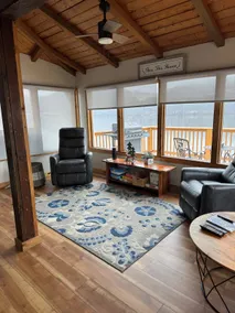 Relaxing one bedroom cottage backs up to OH River - Image 2