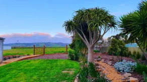 The Winemaker's Haus - Image 2