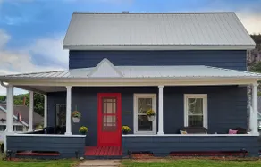 Mt View Getaway! King bed/AC/Direct trail access! - Image 2
