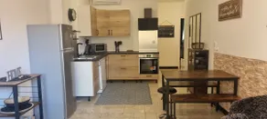 small townhouse - Image 2
