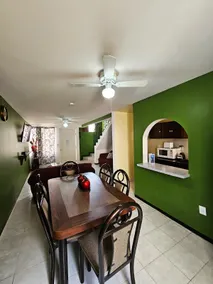 Beautiful Cozy Family House Quiet and Comfortable - Image 2
