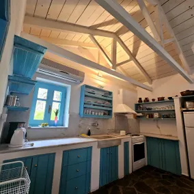 Olive Grove · Sleeps 8 - Peloponnese Hideout - Image 4