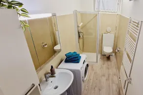 Albanova-Charming apartment surrounded by greenery - Image 3