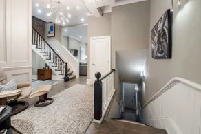 Designer's 2-Br Armory Square Townhouse - Image 4