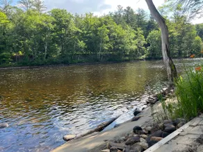 White Mountain Riverside Retreat Great North Woods - Image 3