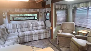 Trailer for rent 1 bedroom 30 min from Mont-Tremblant - Image 3