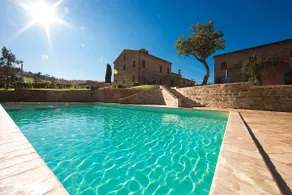 Exclusive Marche Villa | Pool Views & Large Spaces - Image 3