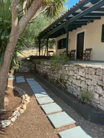 Avgi Lodge in Agia Efimia - Image 3