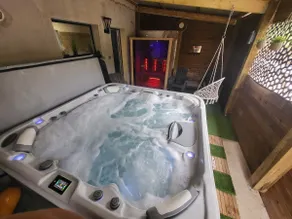 Gîte La Clé de Saint-Jean ~ Jacuzzi ~ Sauna. - Image 4