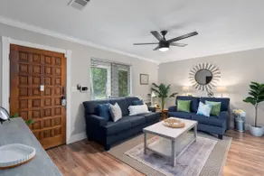 Georgetown Family Comfort - Image 2