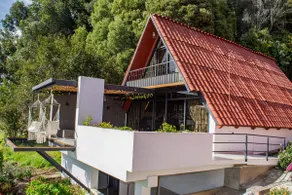 Monetá Eco-Lodge Cabin - Image 2