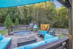 Simply Serene: Wild West City/Escape Room/4 Acres - Image 3