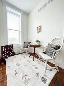 LG Downtown Loft/2 King Beds/Overlooking Broadway - Image 2