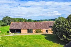 Manoir de Buis Guest House - Image 3
