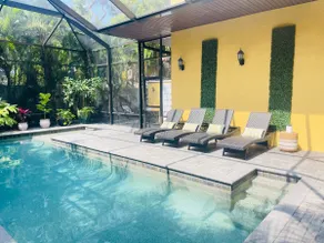 Downtown Sarasota Oasis w/ Heated Pool! - Image 4