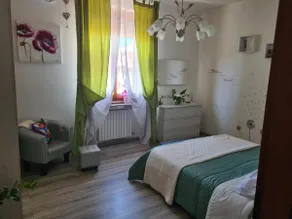 At the foot of the Historic Center and a stone's throw from the lake - Image 2