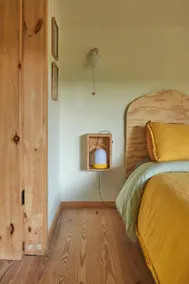 Private lake cabin w/hot tub, views and fruit - Image 2