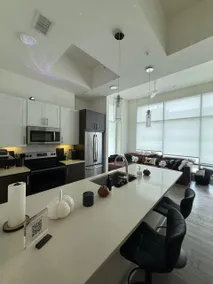 2BD/2BA Rolls-Royce Inspired City High Rise - Image 3