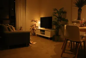 Broadbeach Stunner Modern and Central - Image 4