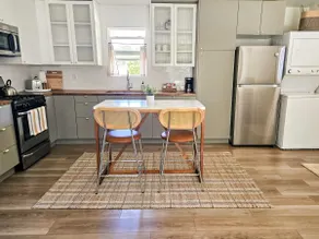 Charming Wine Country Cottage, Pet Friendly! - Image 4