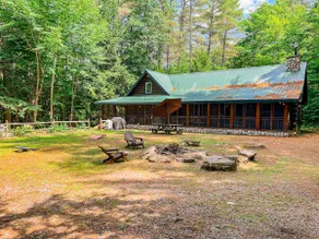 Cozy cabin with sauna, minutes from Weirs Beach - Image 2