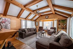 Secluded Northwoods getaway on beautiful Lake Nokomis - Image 4