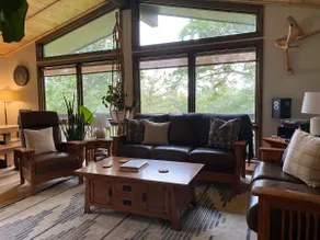 Tranquil Cabin Retreat Near Des Moines - Image 3