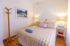 Spacious Two-Bedroom Apartment Near the Heart of Adelaide - Image 4