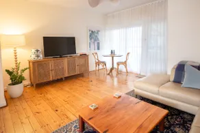 Spacious Two-Bedroom Apartment Near the Heart of Adelaide - Image 5